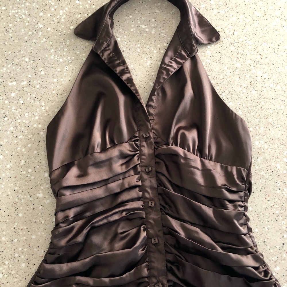 Size M. Guess. Dark brown halter top